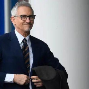 开云体育入口-停职处理向公关危机演变，莱因克尔暂1比0BBC