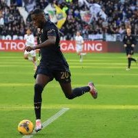 斯基拉：尤文仍想留住穆阿尼，并正在努力与巴黎达成协议延长租期